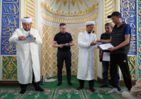 Арнайы куәліктер табыс етілді